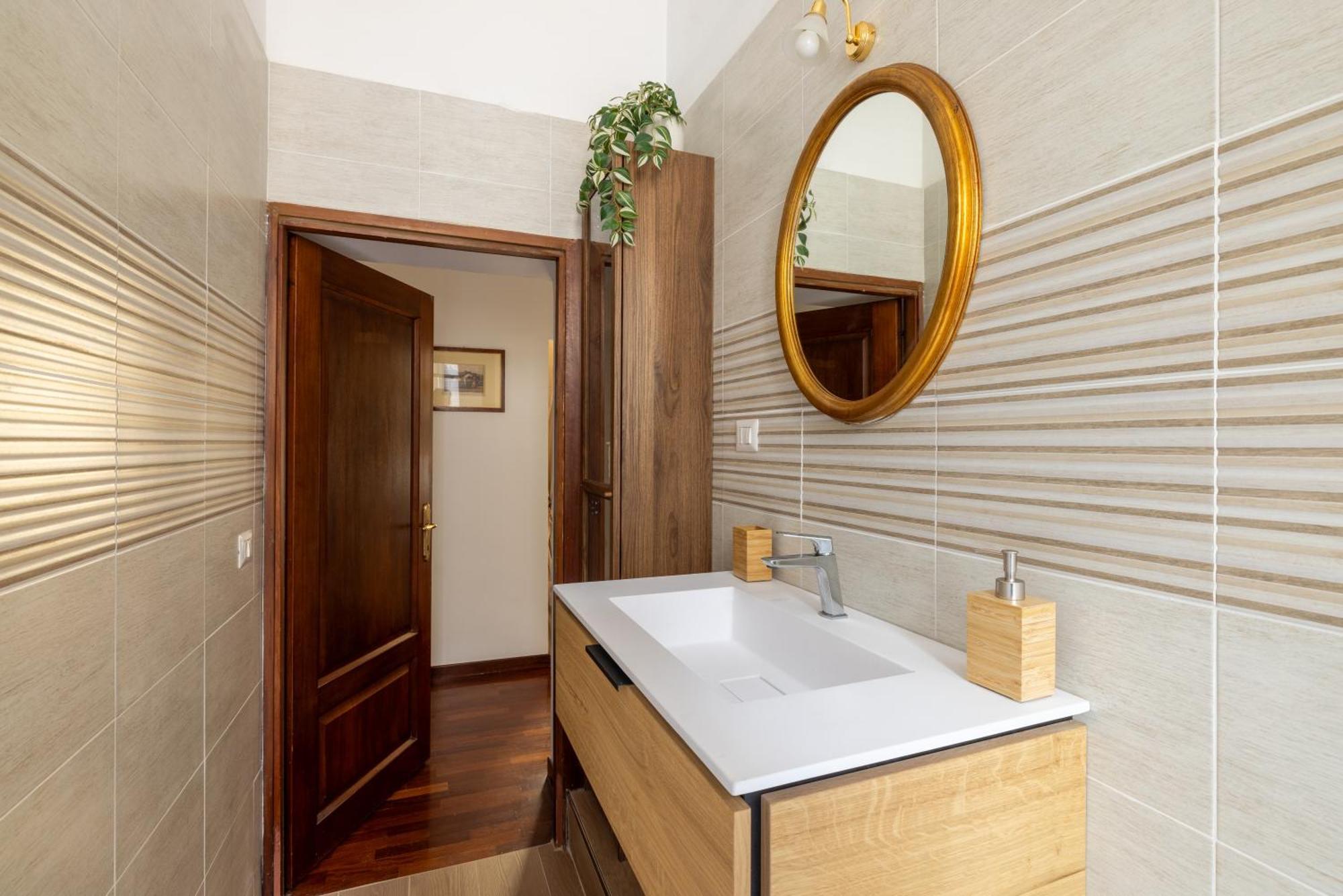 Luxury Apartment In The Heart Of Rome - Near Metro A And B Exterior photo